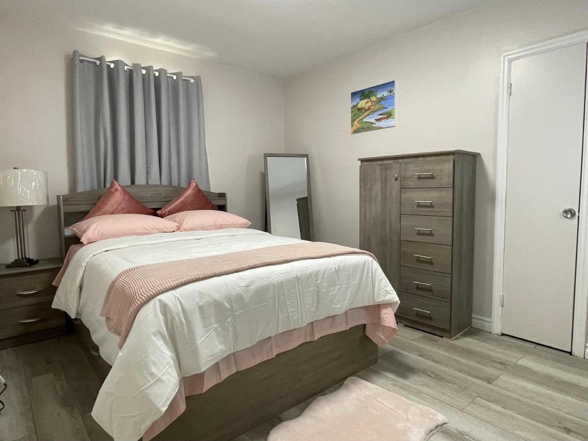 Luxurious Cozy House In Bluffs With Lake View Villa Toronto Luaran gambar